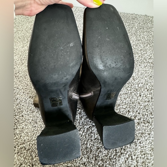 Jeffrey Campbell Booties Women’s Size 8 - Picture 4 of 4